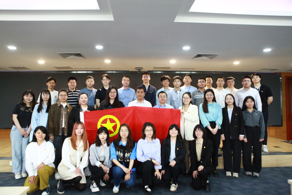 我司與數碼易知開展“新質青春，智啟未來”團支部聯(lián)學共建活動.JPG